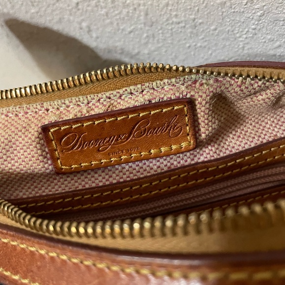 Dooney & Bourke leather tote/shoulder bag - Picture 9 of 12